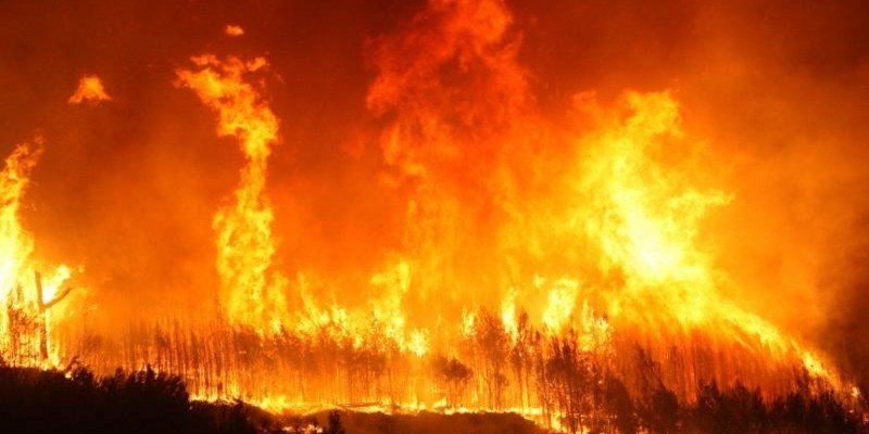 Hrvatska: Požar u blizini vojnog skladišta, vatra izaziva eksplozije