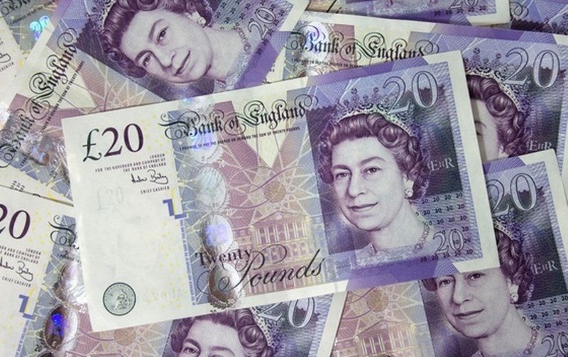 Britanska funta opala poslije izjave o nedovoljnom napretku Bregzita
