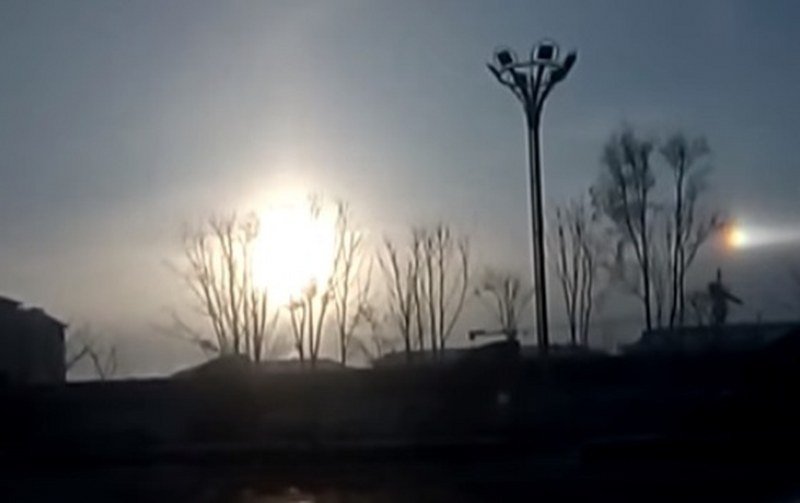 Rijedak fenomen: Tri sunca iznad kineskog grada