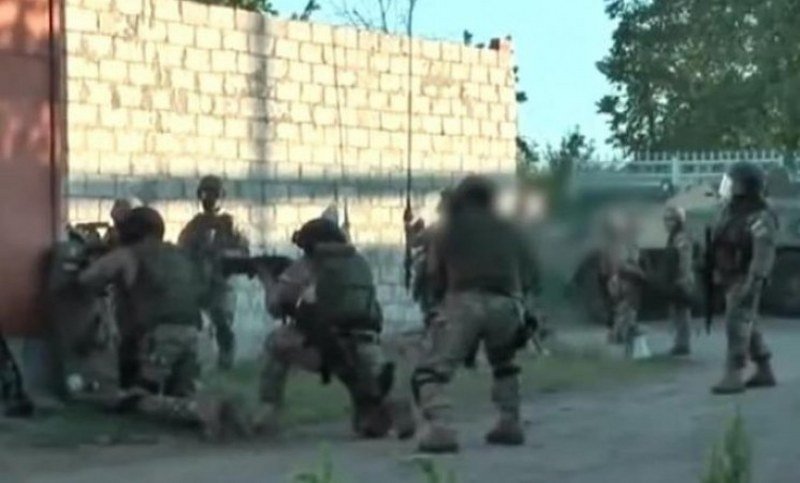 Ruski specijalci tamane teroriste uz pomoć novog oružja (Video)