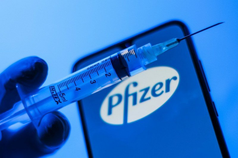 Fajzer traži da vakcina bude što prije u upotrebi