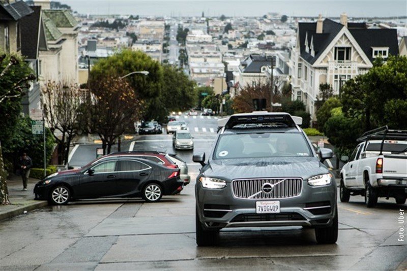 Uber - testira samoupravljajuća vozila na ulicama San Franciska