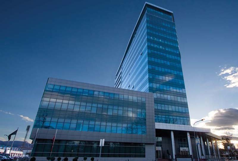 Sin srpskog člana Predsjedništva BiH - Razvlači kablove po Vladi Srpske - Posao vrijedan 9,4 miliona!