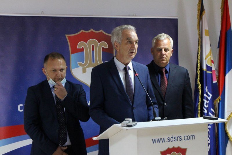 Prošlo vrijeme kada je SNSD preko CIK-a štimao izbore (Video)