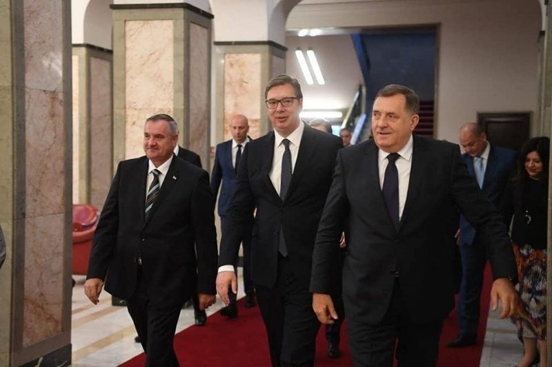 Pod zastavom BiH - Milorad Dodik još jednom stavio državu ispred entiteta