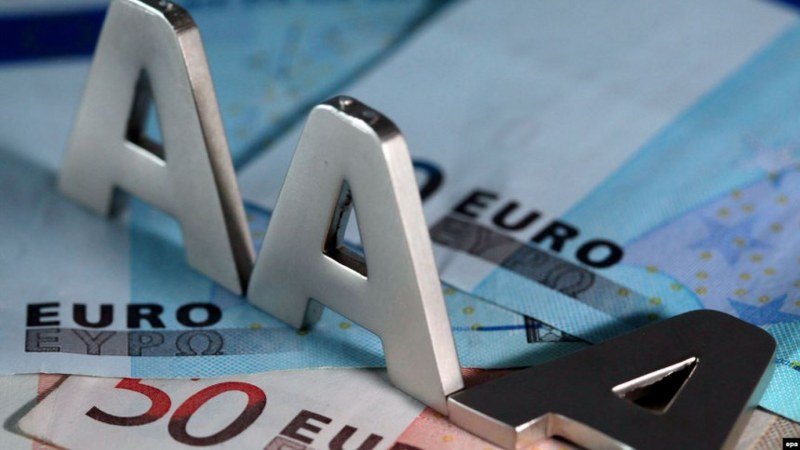Euro simbol povratka Evrope, dolar ponovo slabi