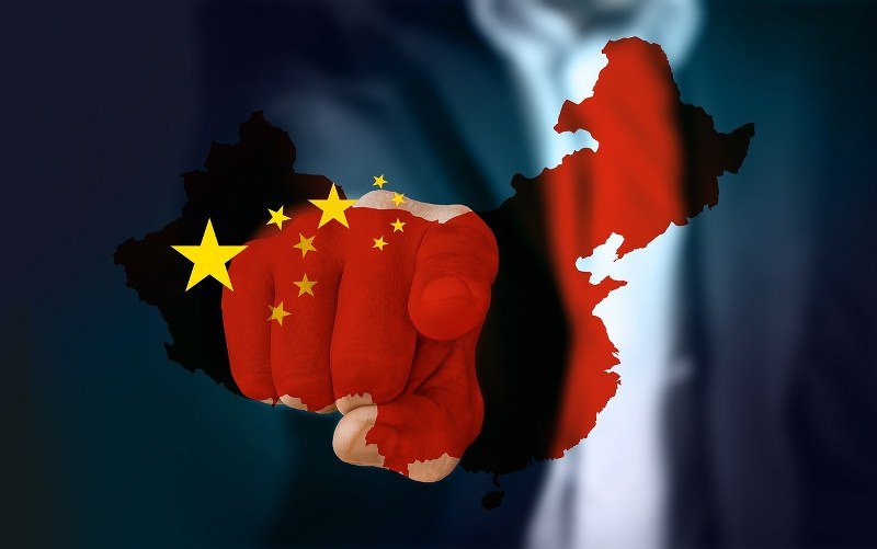 Kina će 2028. ekonomski preteći SAD