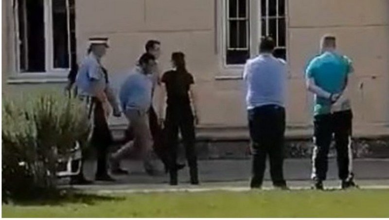 Nebojša Vukanović: Kako sam danas uhapšen u centru Trebinja (Foto/Video)