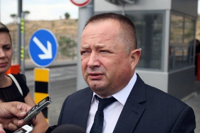 Ne dozvoljavamo sniženje cijena - štedite! Džakula u službi Akcizne koalicije SNSD-HDZ-SDA, tlačitelja naroda (Foto)