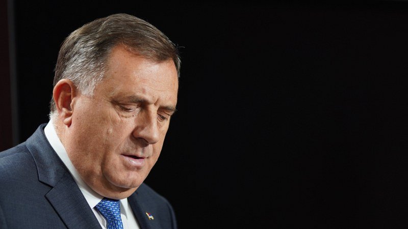 Trzaji pojedinaca -zarobljene države- RJT RS se usprotivilo članu Predsjedništva BiH -Milorad Dodik iznosi neistine-