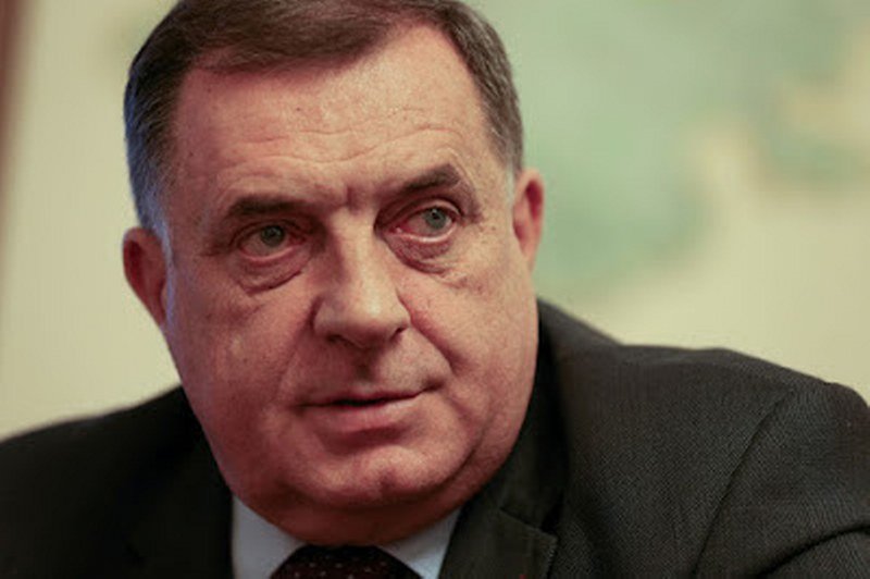 Šta će on dati njima? Stranci još jednom podgrijali -politički leš- Milorada Dodika priznajući njegov Izborni Puč