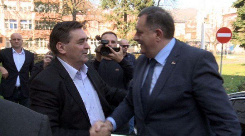 Ništa nije gotovo! Sigurni samo Obrenovi ministri - Hoće li biti prevareni glasači Pokreta za državu u Srpskoj? (Video)