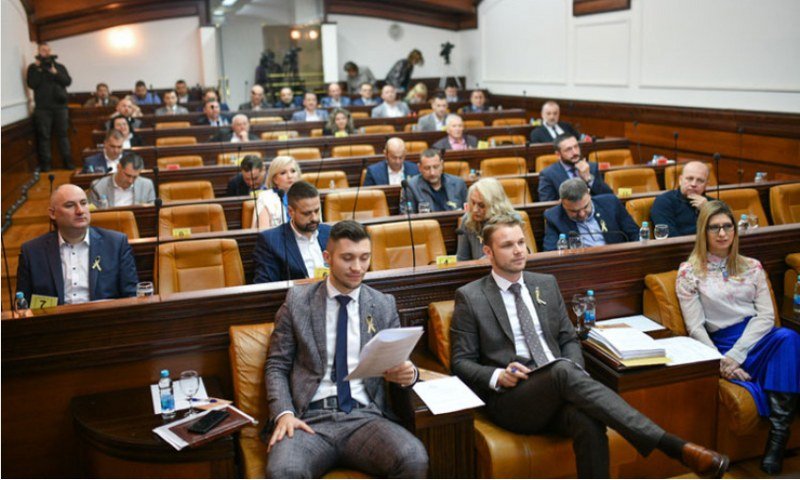 Da li je Banja Luka već -pala-? Glasanje i simbioza podijelili banjalučki PDP (Foto)