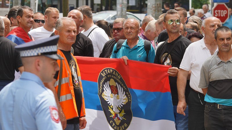Pritisci na učesnike protesta: MUP u akciji -spasavanja režima Srpske- od nezadovoljnih veterana VRS