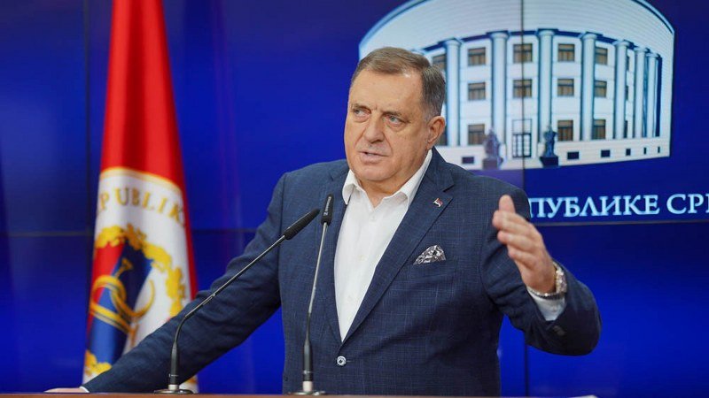 Dok narod politički ne sazri: Medijska prezasićenost politikom - Slučaj populiste Milorada Dodika