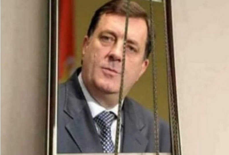 Molitva za Dodika: Izvršni komitet SNSD-a pozvao na molitvu za Dodika!? (Foto)