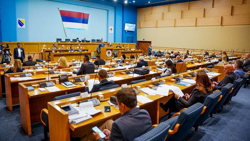 Predloženi Zakon o finansiranju stranaka u RS urušava institucionalni poredak i legalizuje reket i korupciju