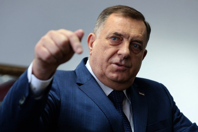 Dodik poslanicima Režima vrlo kratko o Zakonu o finansiranju stranaka: Usvojite to