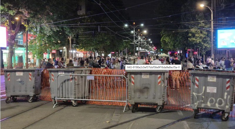 Građani sa barikada poručili: Ispunite zahtjeve, ili dižemo šatore na svim mostovima širom Srbije!
