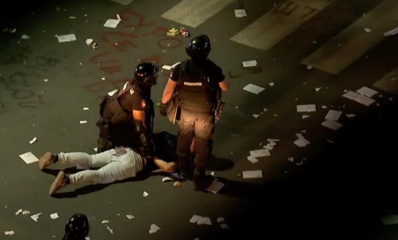 Građanski bunt u Srbiji: Borba za dušu studentskih protesta - Srpsku vlast podržavaju EU i Rusija