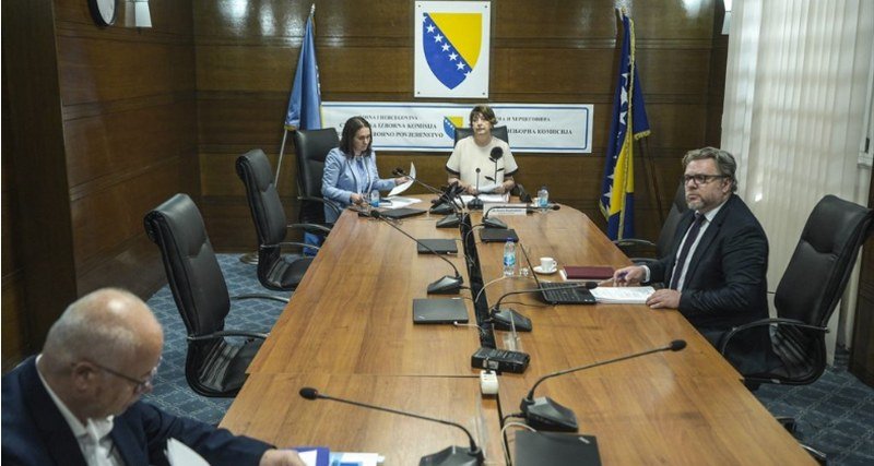 CIK BiH oduzeo mandat Miloradu Dodiku, odluka donesena jednoglasno (Foto/Video)