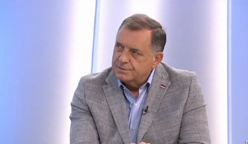 Jutarnje ukazanje Milorada Dodika: Jednosatna tirada puna samohvale i rasističkih uvreda (Video)