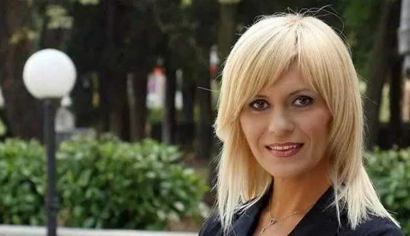 Državni tužilac Džermin Pašić pokušava prikriti svoje narkoveze hapšenjem novinarke Nataše Miljanović Zubac