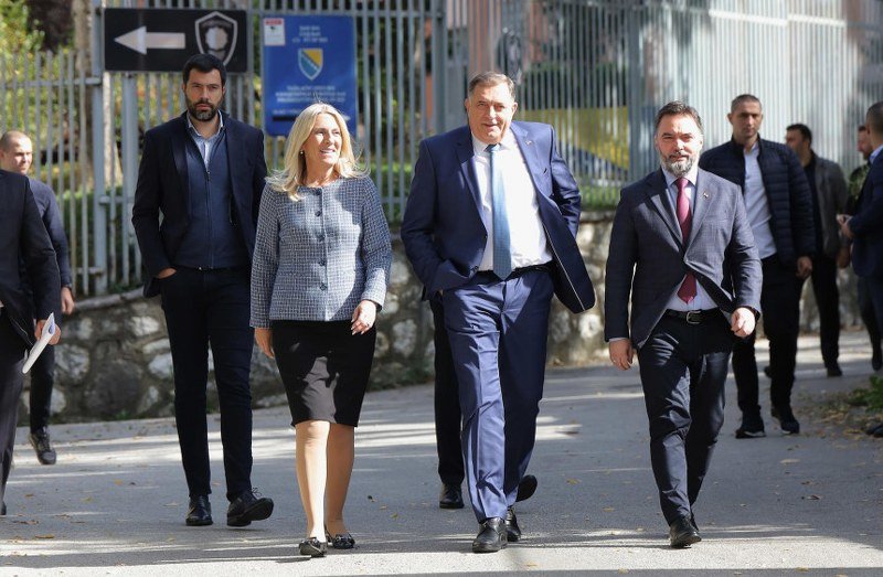 Amerikanci vide u Cvijanovićki rješenje problema, Dodik u strahu da izgubi sve gura sina u kandidaturu