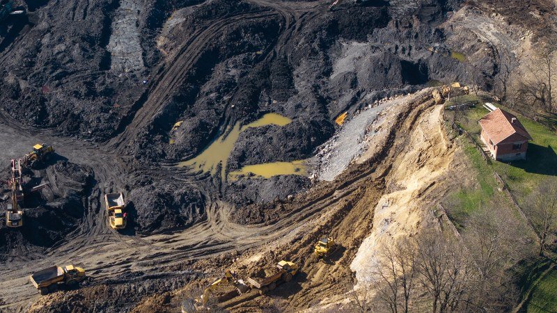 Rudarenje: Vlasti moraju zaštititi javni interes i zdravlje građana pred naletom rudarskih projekata (Foto)