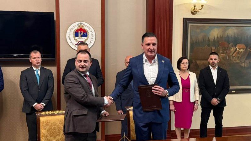 Potpisan ugovor o izgradnji gasovoda kroz Republiku Srpsku - Elek odbio odgovarati na pitanja