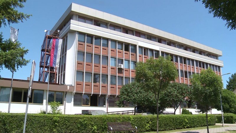 Koji penzioneri moraju plaćati doprinose u Republici Srpskoj? Kažnjeni zato što hoće da žive u Srpskoj