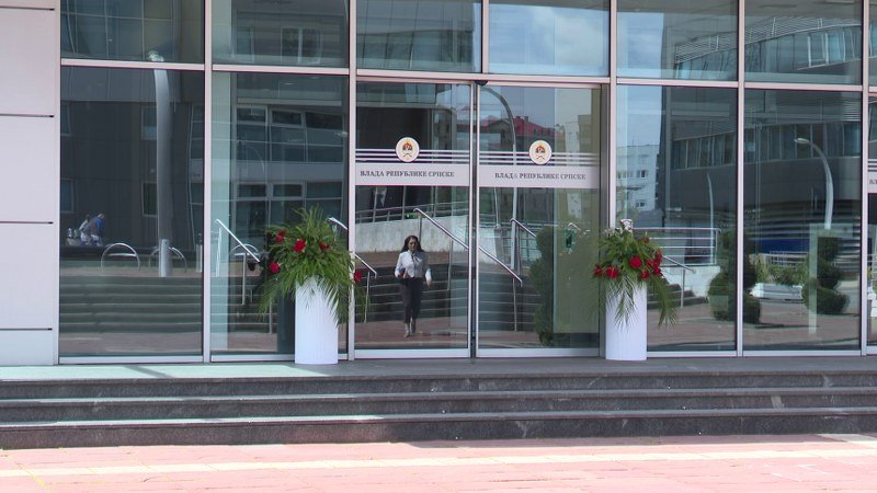 Novi kredit: Vlada Republike Srpske se na Londonskoj berzi zadužila za još pola milijarde KM (Video)