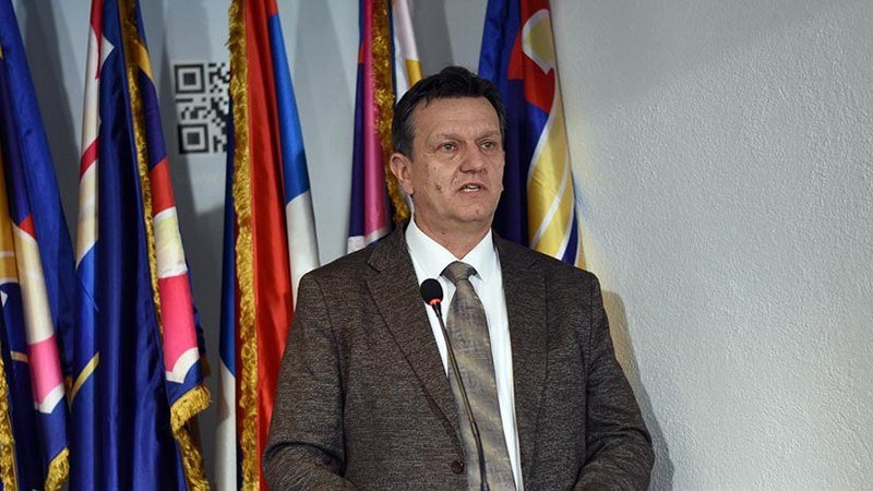 Optužbe na račun Blanuše -Spreman da prepusti kandidaturu, ponižavajuće ponašanje, gubitak kredibiliteta-