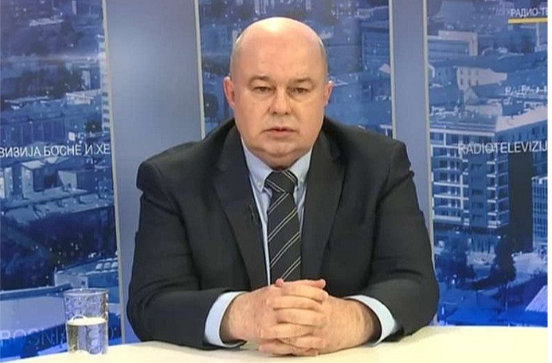 Prof. dr Milan Blagojević: Antologija Dodikove servilnosti OHR-u - Kako je SNSD potvrđivao nametnute zakone